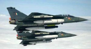 3 दशक के विकास के बाद अंतत: तेजस भारतीय वायुसेना में शामिल।